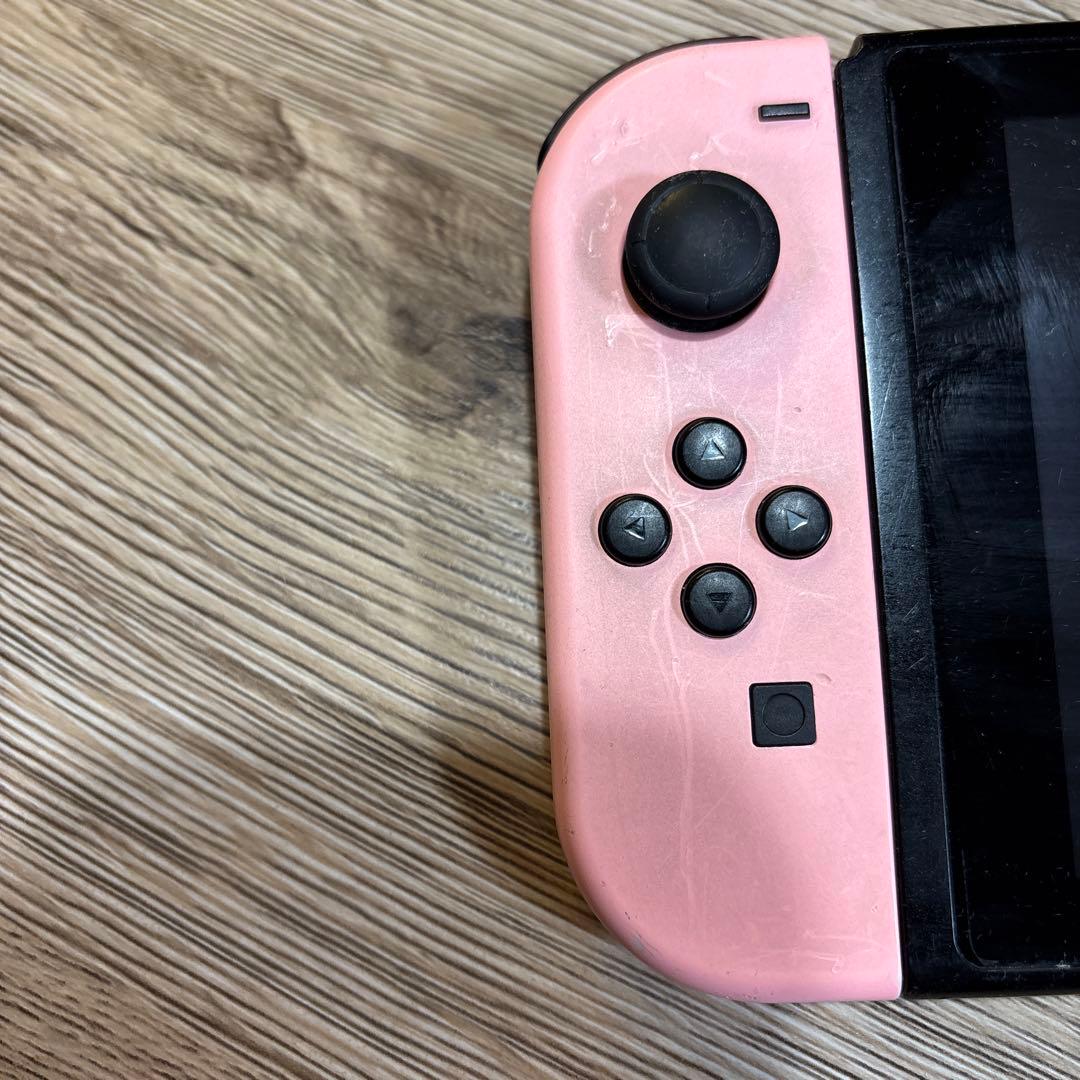 Nintendo Switch 本体 ピンクとミント
