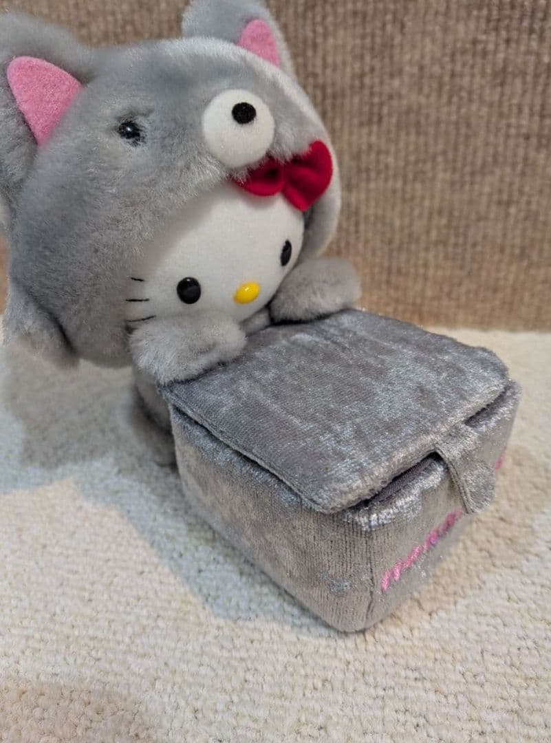 北海道限定　ハローキティ　ギンギツネ　ぬいぐるみ2004年　ぬいぐるみ小物入れ