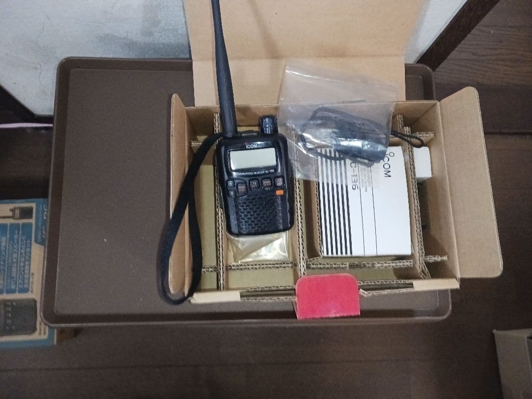 ICOM IC-R5 受信機 本体・付属品完備