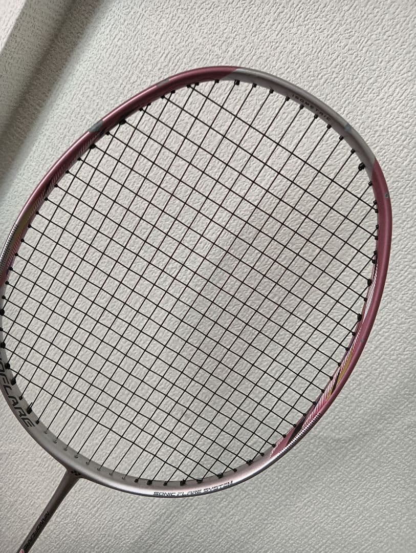 YONEX　ナノフレア600　4ug5