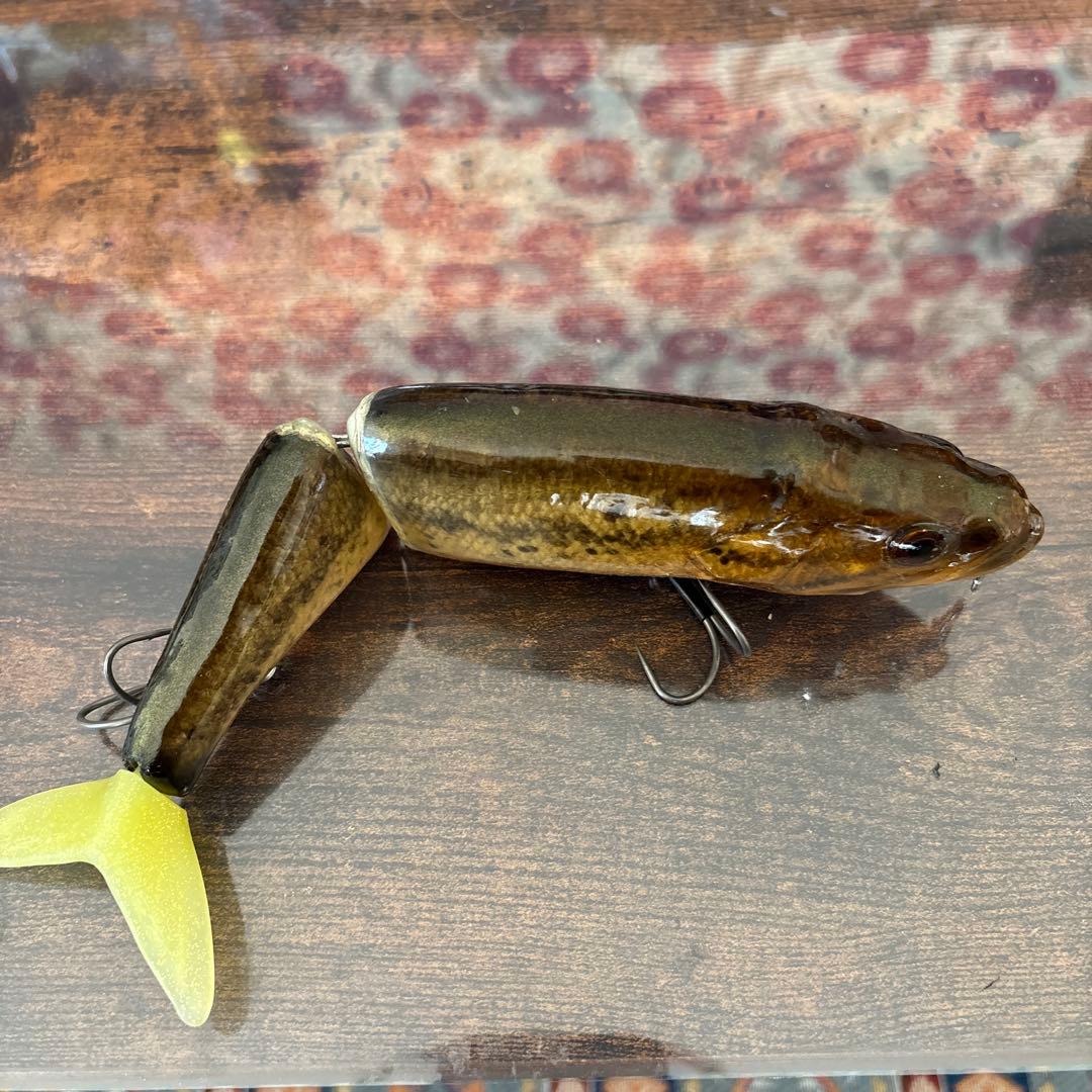 クラッシュ9魚皮