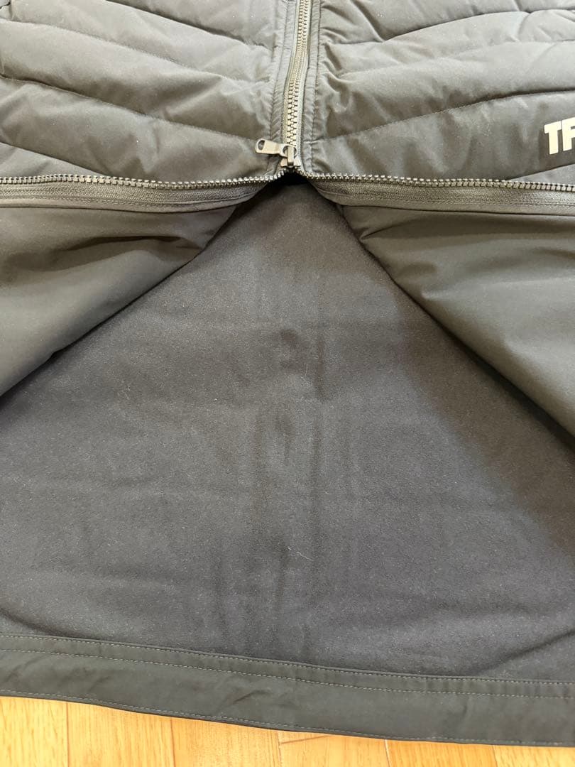 新品正規品【TFW49/XL】ダウン90%ダウンベスト中綿ジャケット防寒