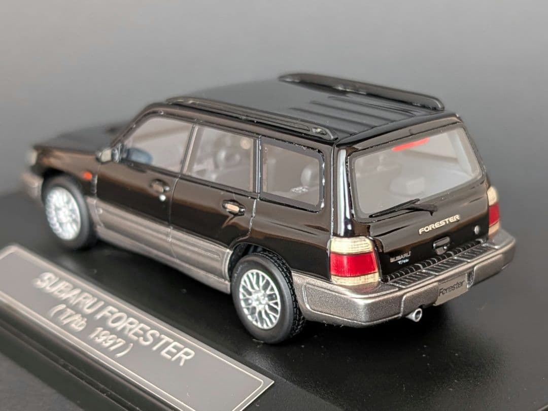 ハイストーリー 1/43 スバル フォレスター T/tb ブラックマイカ2トーン