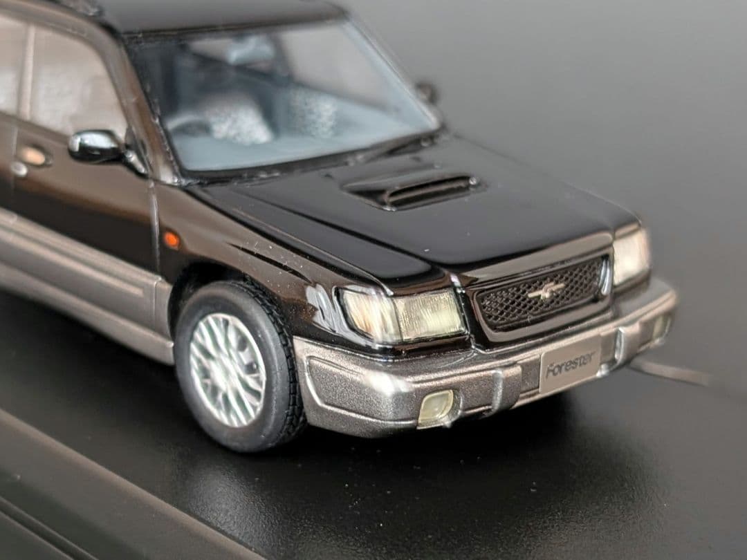 ハイストーリー 1/43 スバル フォレスター T/tb ブラックマイカ2トーン