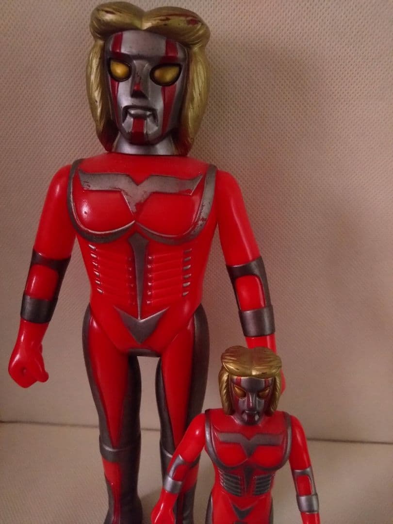 タカトク　メガロマン当時物ソフビ　2体