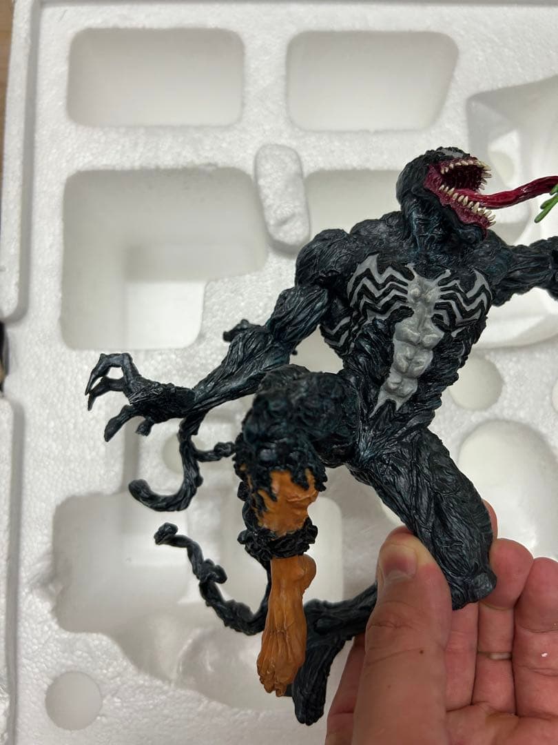 コトブキヤ　スパイダーマンvsヴェノム　フィギュア