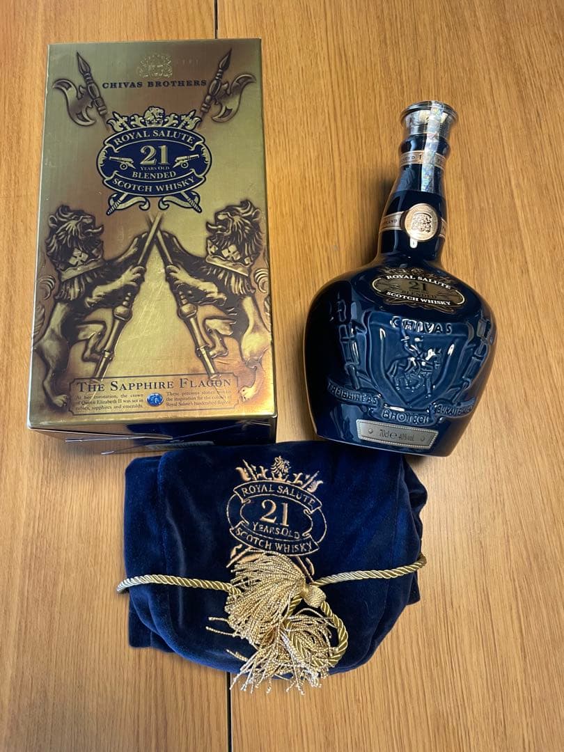  Salute 21年 サファイアフラスコ 700ml