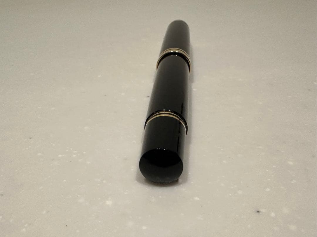 Pelikan 万年筆 黒　スーべレーン　M1000