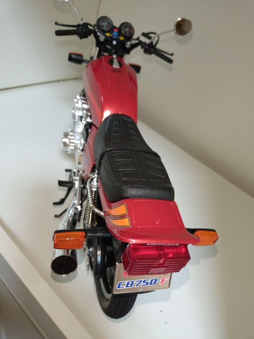 タミヤ1/6スケールホンダCB750Ｆプラモデル完成品
