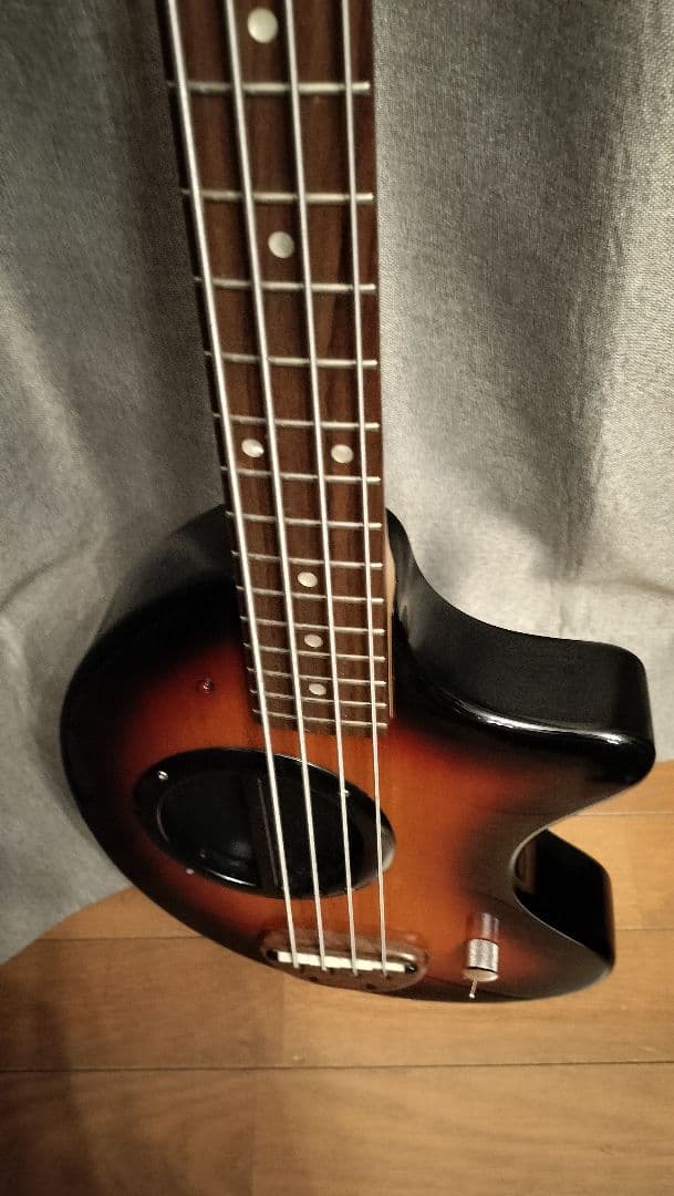 【ジャンク】ZO-3 ベース　部品取り FERNANDES