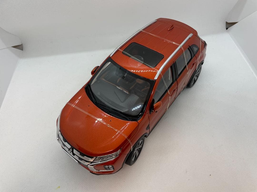 702-035 三菱 1/18 MITSUBISHI ASX オレンジ