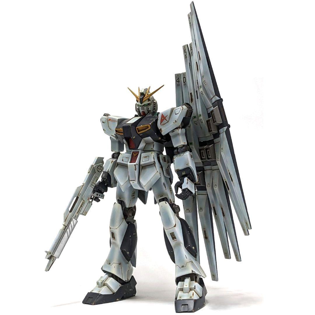 【ホビージャパン 波佐本英生 1999年製作 1/100νガンダム】完成品