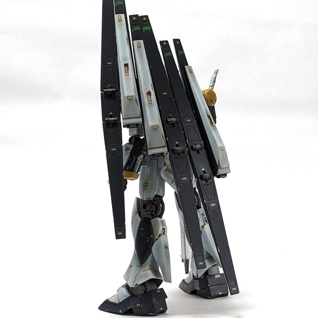 【ホビージャパン 波佐本英生 1999年製作 1/100νガンダム】完成品