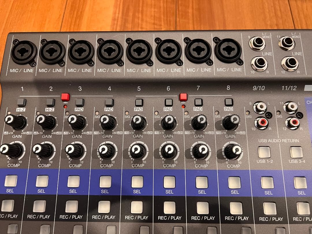ZOOM LiveTrak L-12 USBケーブル・SDカード(4G)付き