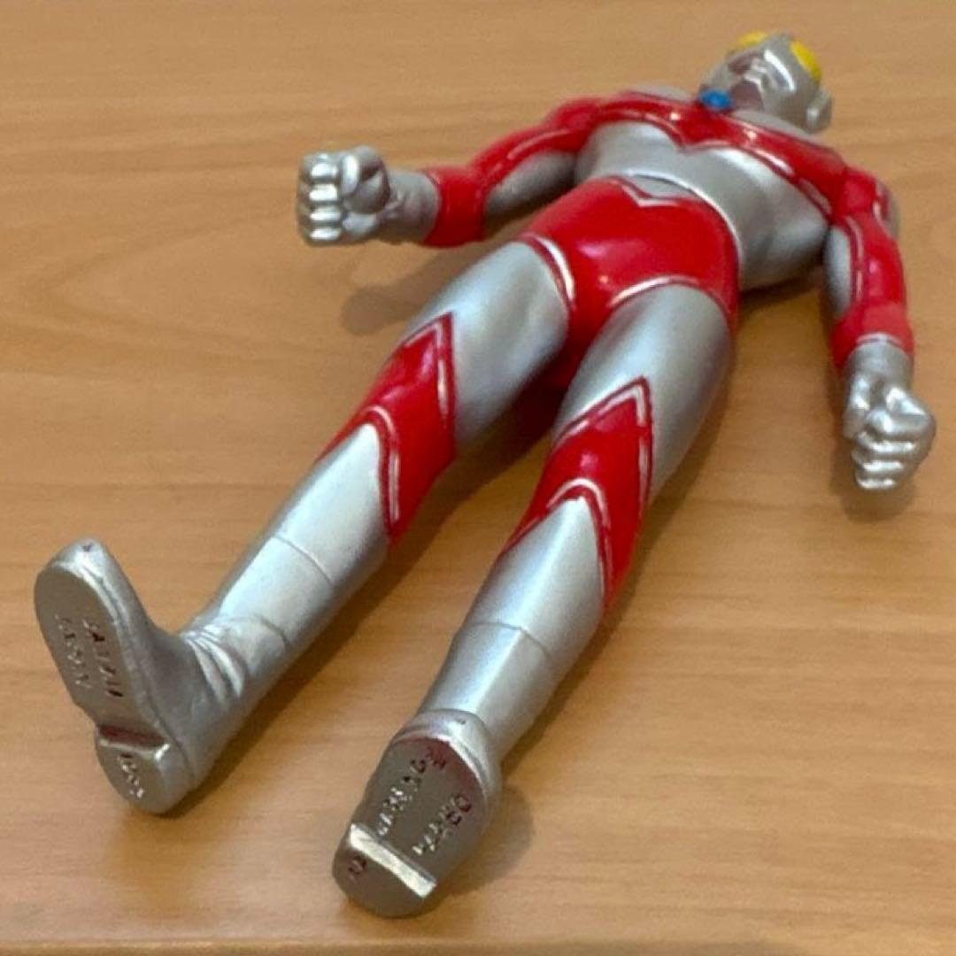 美品 ウルトラ怪獣 帰ってきたウルトラマン 1983年 1期初版 プラタグ付
