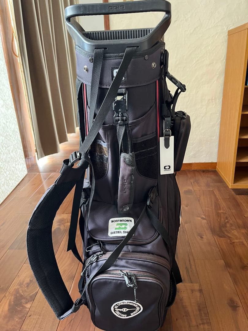 OGIO ブラック キャディバッグ スタンド付き