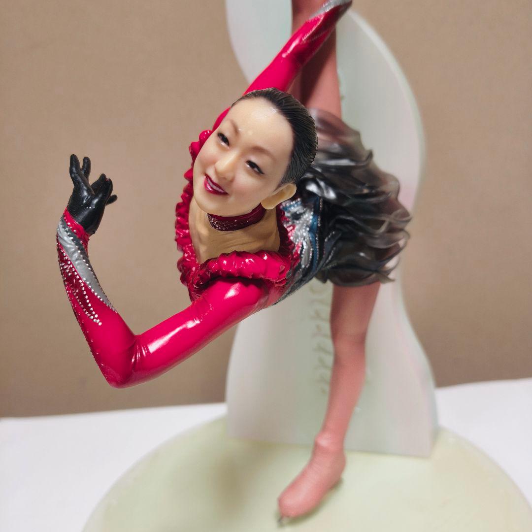 絶版品プレミアムバンダイ限定★超リアル浅田真央フィギュア全高34cm