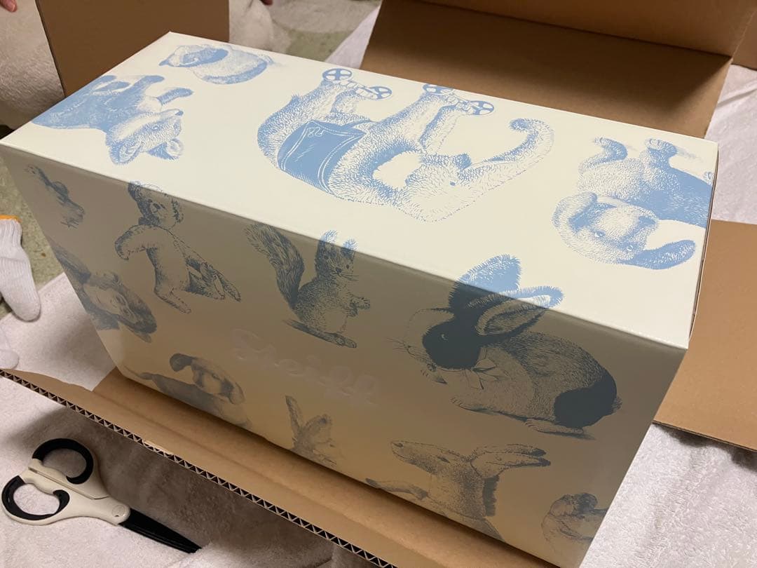 よつばと×シュタイフジュラルミン、サイン色紙つき