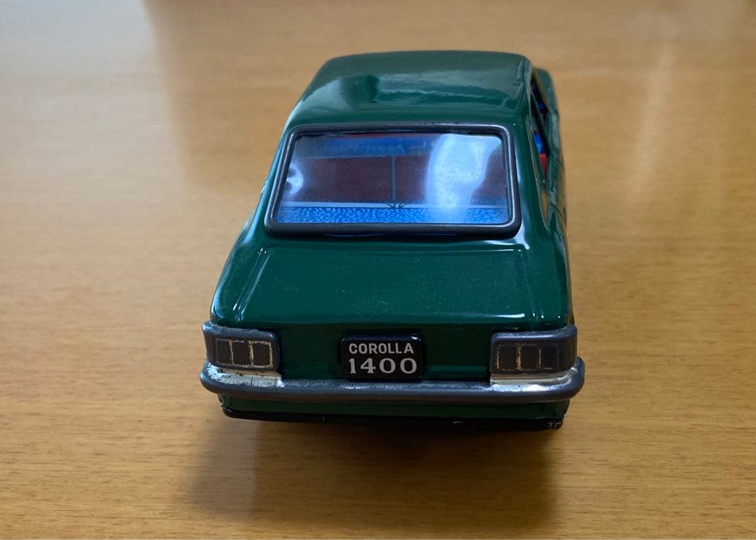 トヨタ カローラ 1400HI-DELUXE ブリキヤ製★グリーン　箱あり