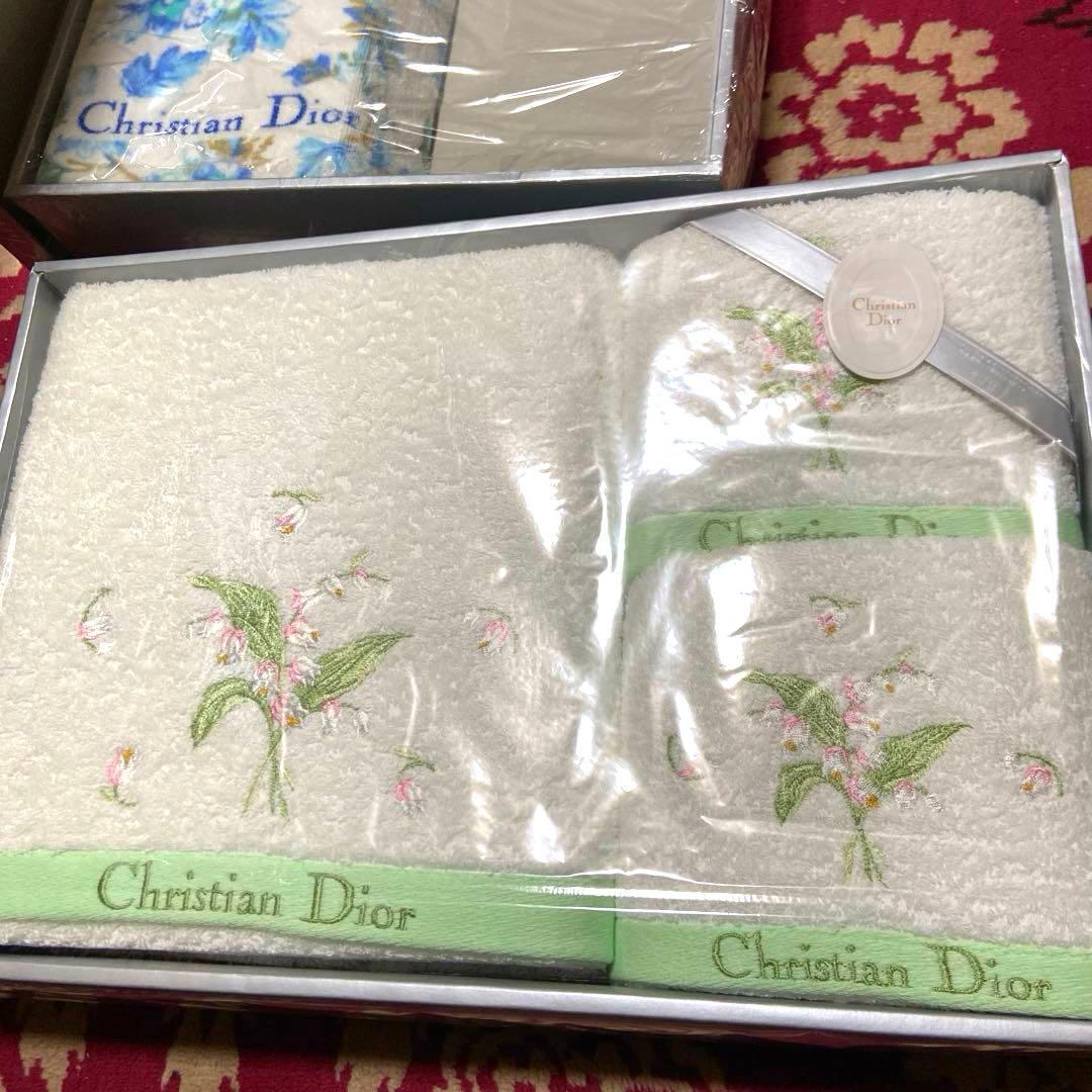 値下げ　クリスチャンディオールバスタオル　ChristianDiorタオル　石鹸