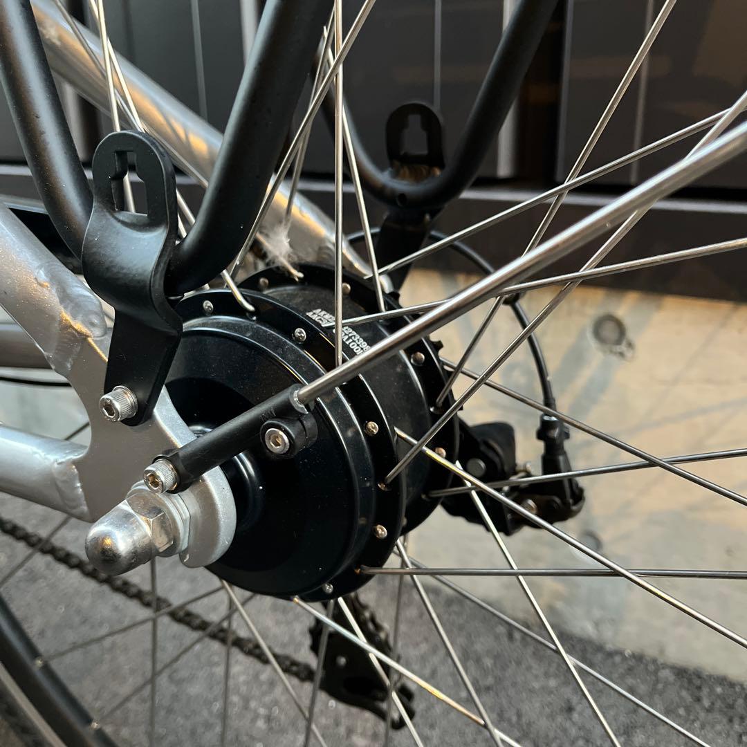 極美品　benelli 電動アシスト自転車 シルバー