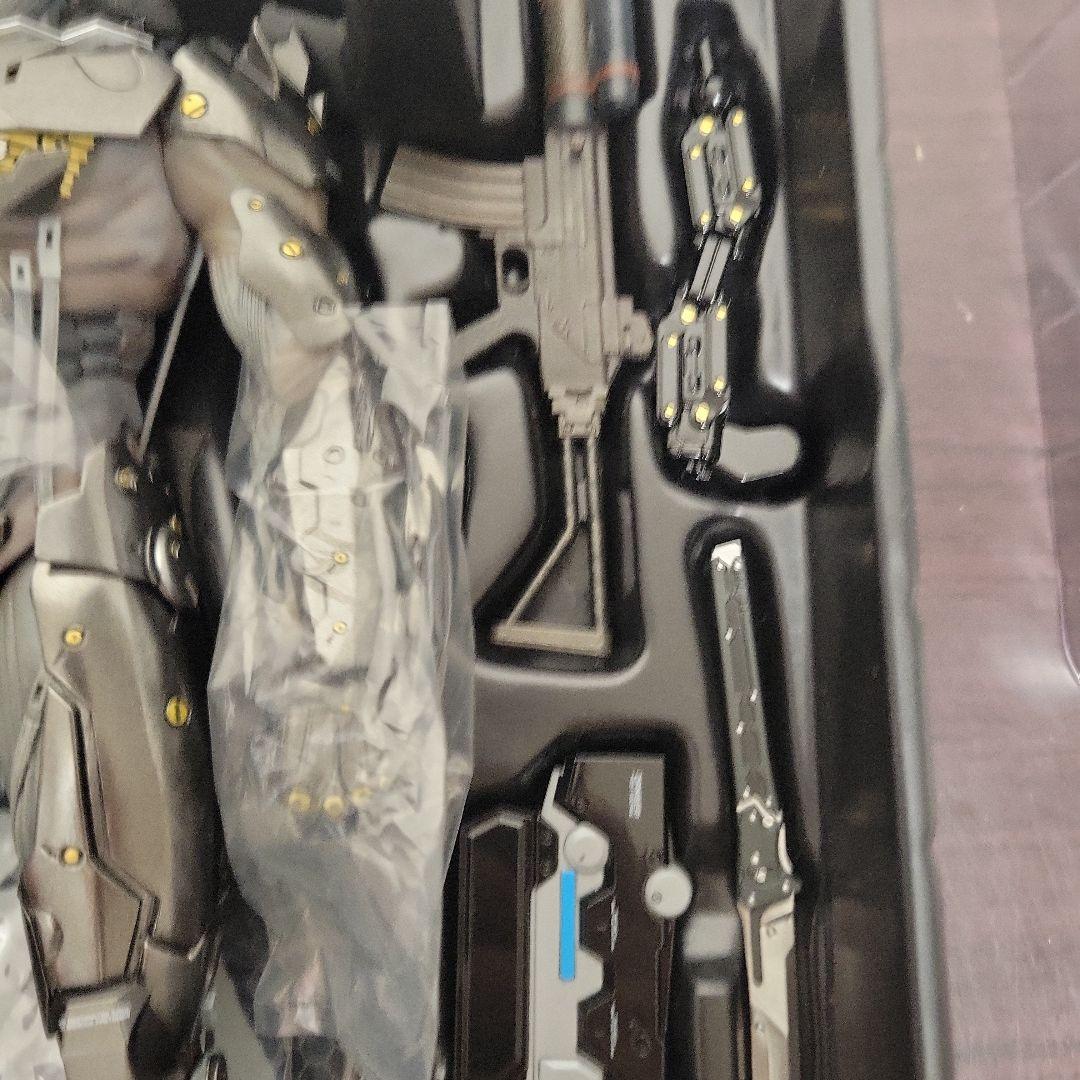 HOT TOYS ビデオゲーム・マスターピース メタルギア ライジング 雷電