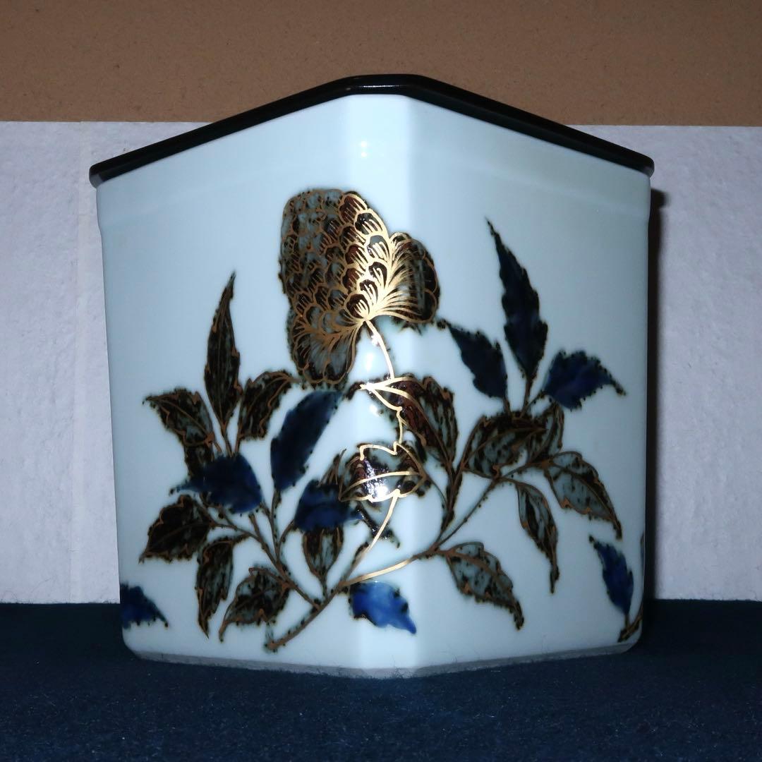 【茶道具】手塚玉堂作　玉堂窯　草花絵角形水指