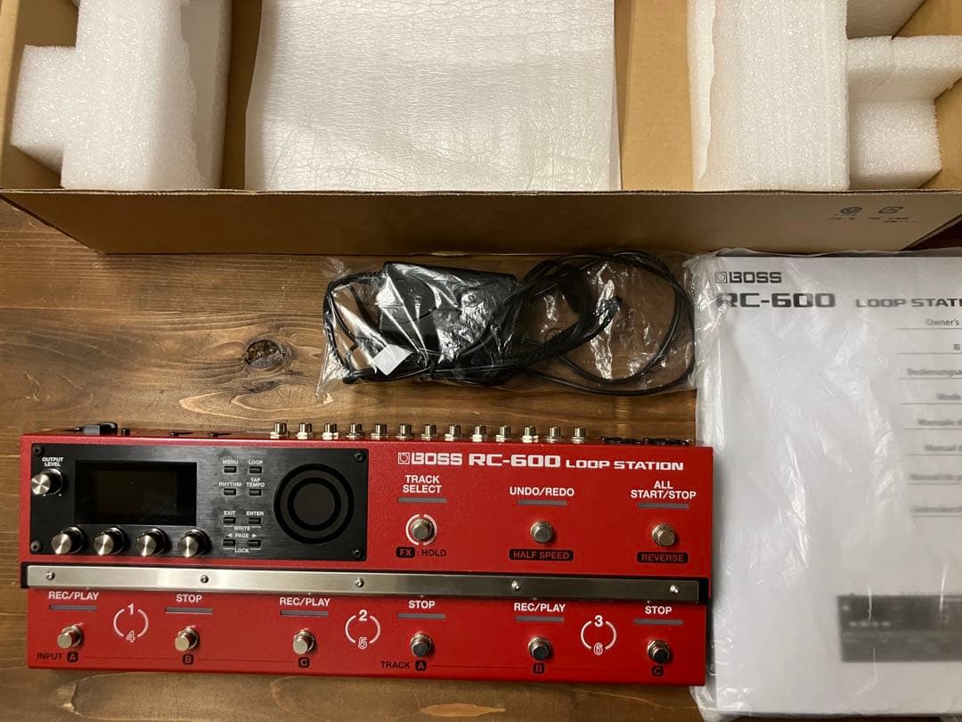 早い者勝ち！ BOSS RC 600 loop station ルーパー