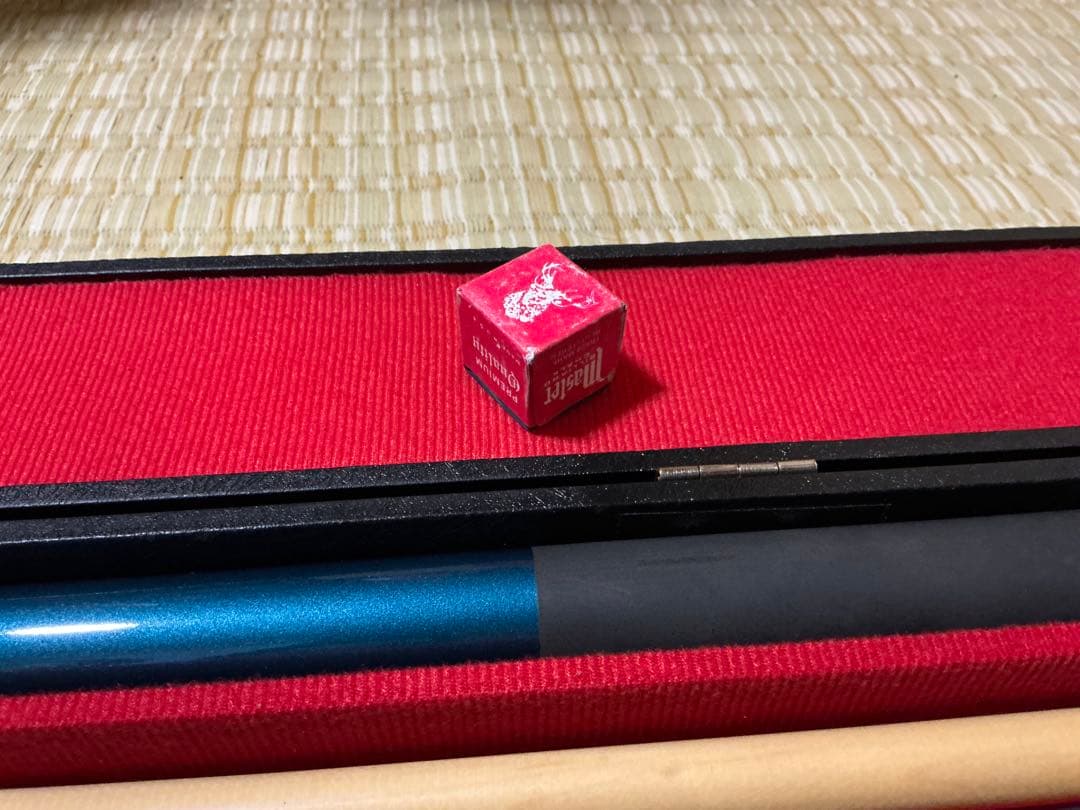 Cuetec ビリヤードキュー 青