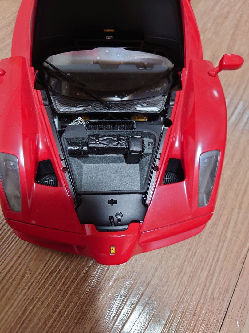タミヤ1/12エンツォフェラーリセミアッセンブルモデル