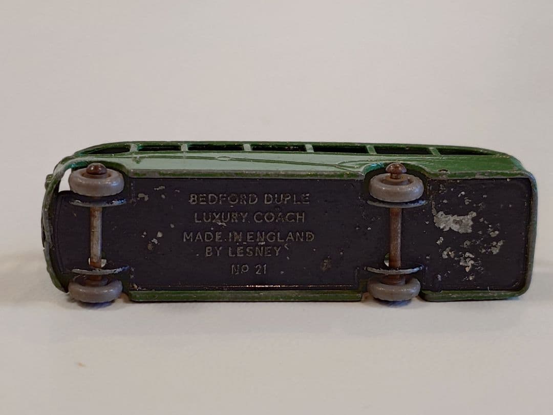 ミニカー MATCHBOX No.21 b Bedford Coach 2nd