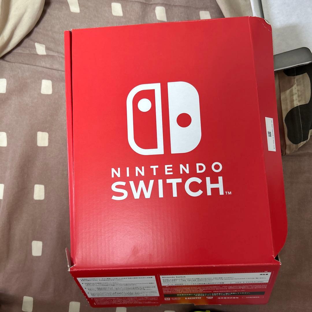 Nintendo Switch 本体 グリーン 充電器付き　付属品全部あり