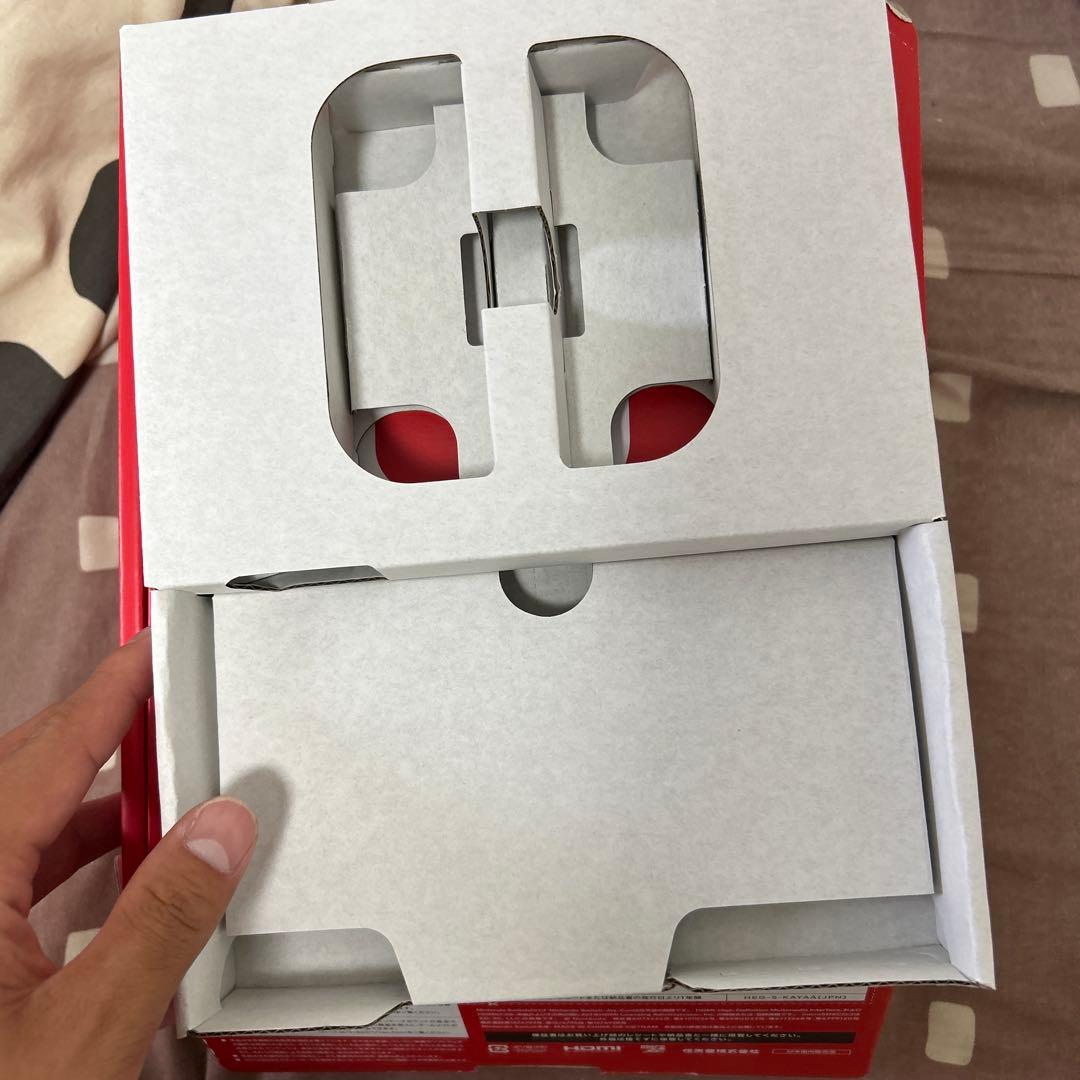 Nintendo Switch 本体 グリーン 充電器付き　付属品全部あり