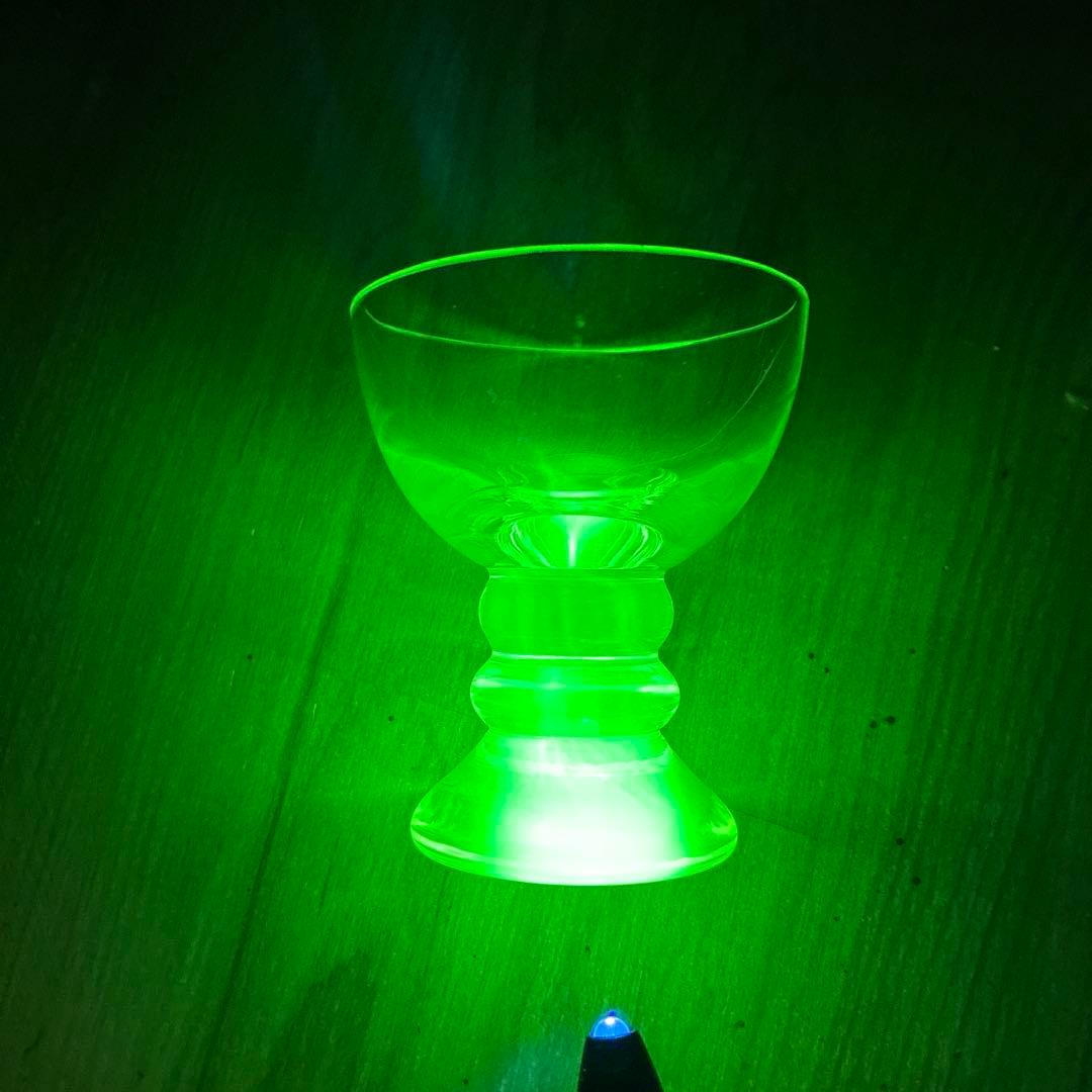 骨董　時代ガラス　希少カナリアイエロー　二重玉ステム　盃　酒器　ウラン１客限り