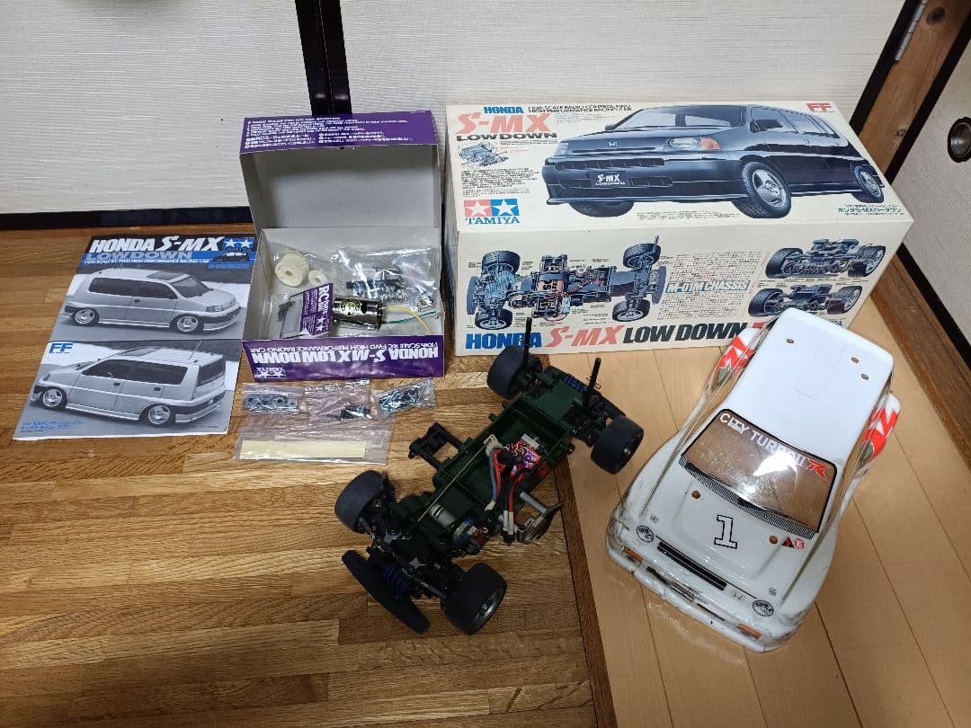 当時物！タミヤ TAMIYA 未塗装 S-MX ボディ M01シャーシセット
