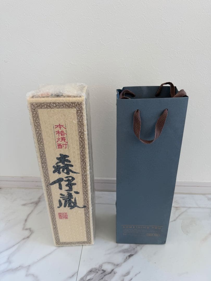 森伊蔵 焼酎 専用袋付き　1800ml 25度　新品未開封