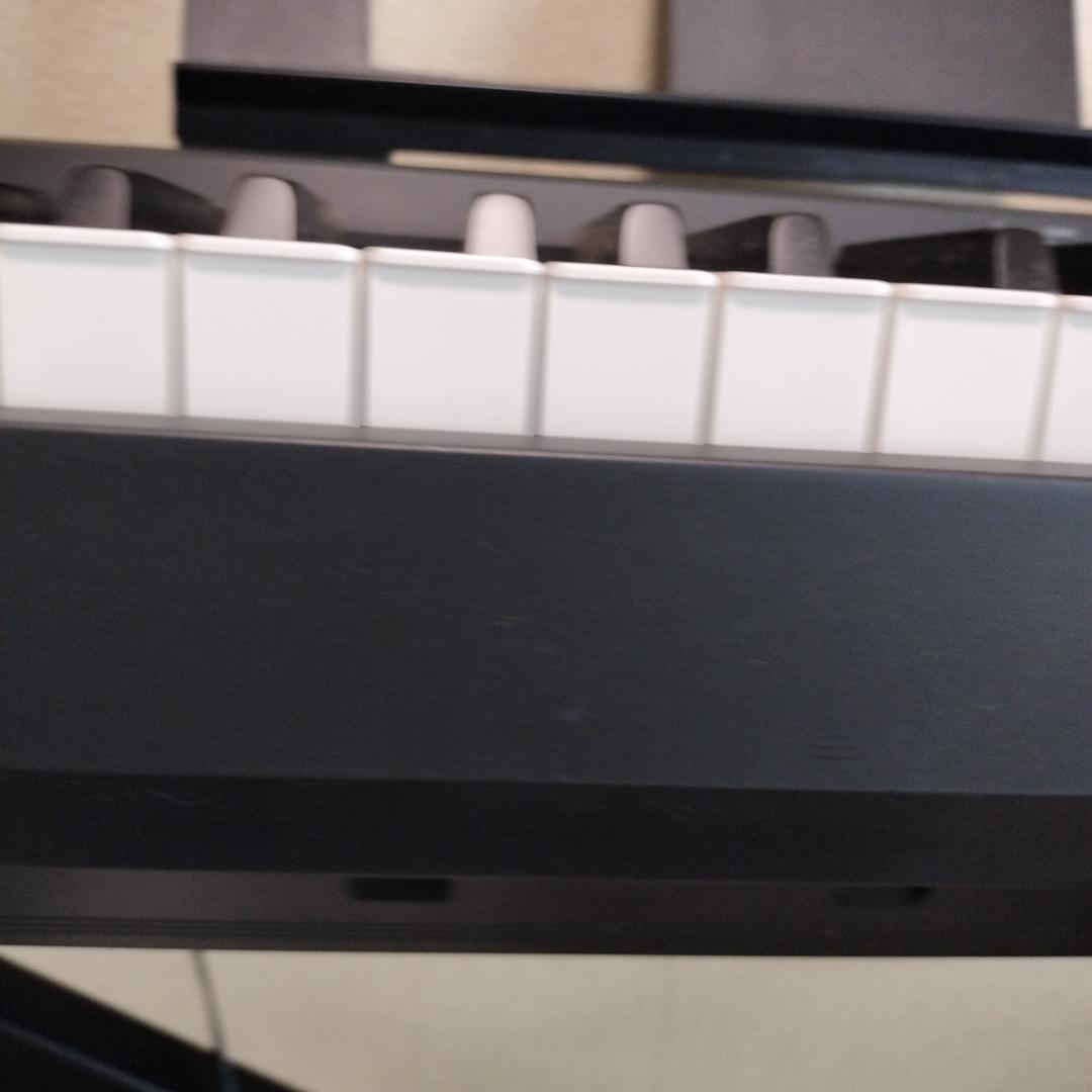 {引き取り限定}YAMAHA電子ピアノ８８鍵盤 スタンド付き