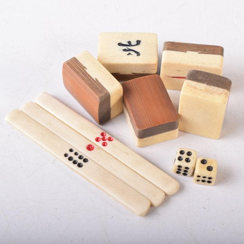 中国　竹嵌　骨牌　背竹牌　麻雀牌　皮製ケース付　V　7447