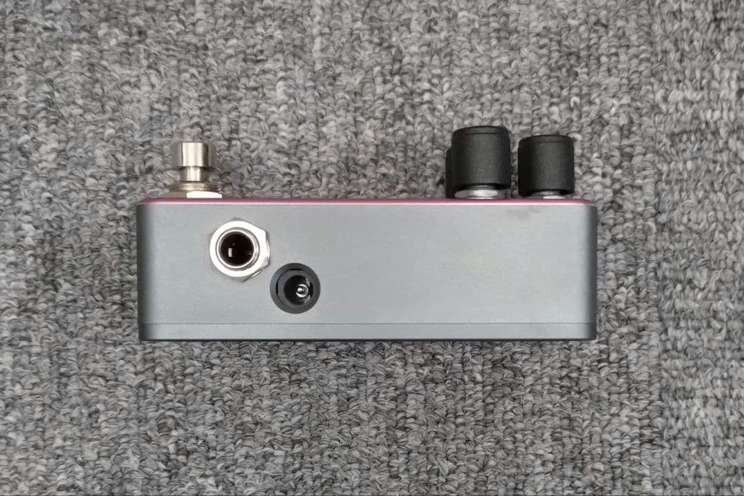 ベース ONECONTROL CRIMSON RED BASS PREAMP