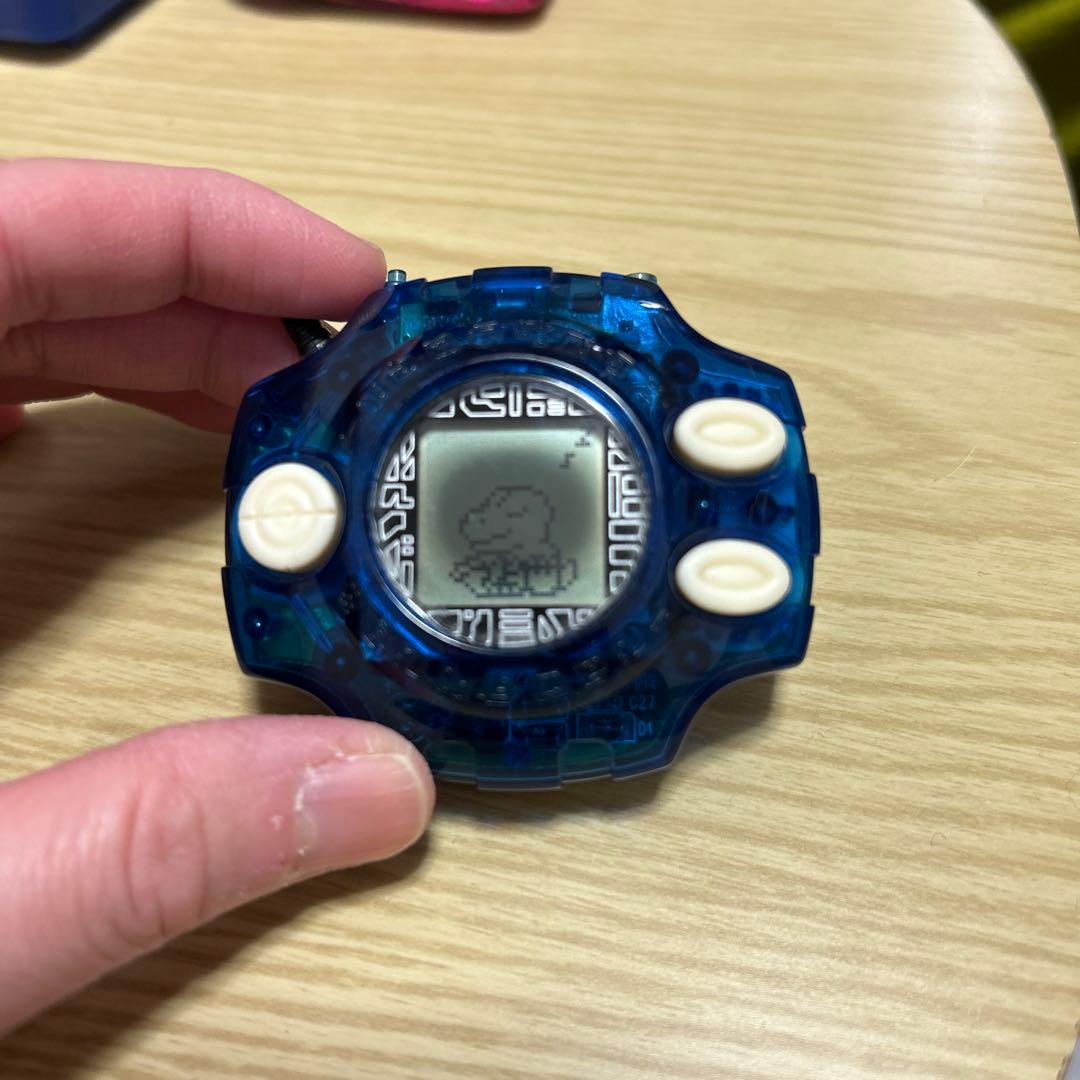 【動作確認済】初代デジヴァイス（1999年発売）電池一つ付き