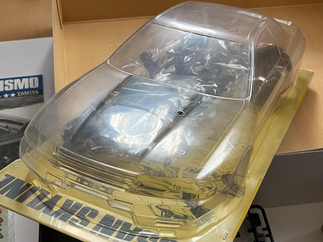 タミヤ 1/10 電動RC NISSAN SKYLINE GT-R NISMO