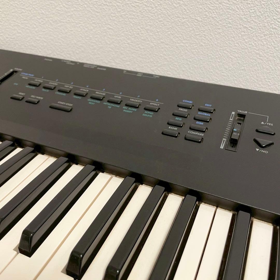 KORG コルグ シンセサイザー 61鍵 X3 100V ジャンク