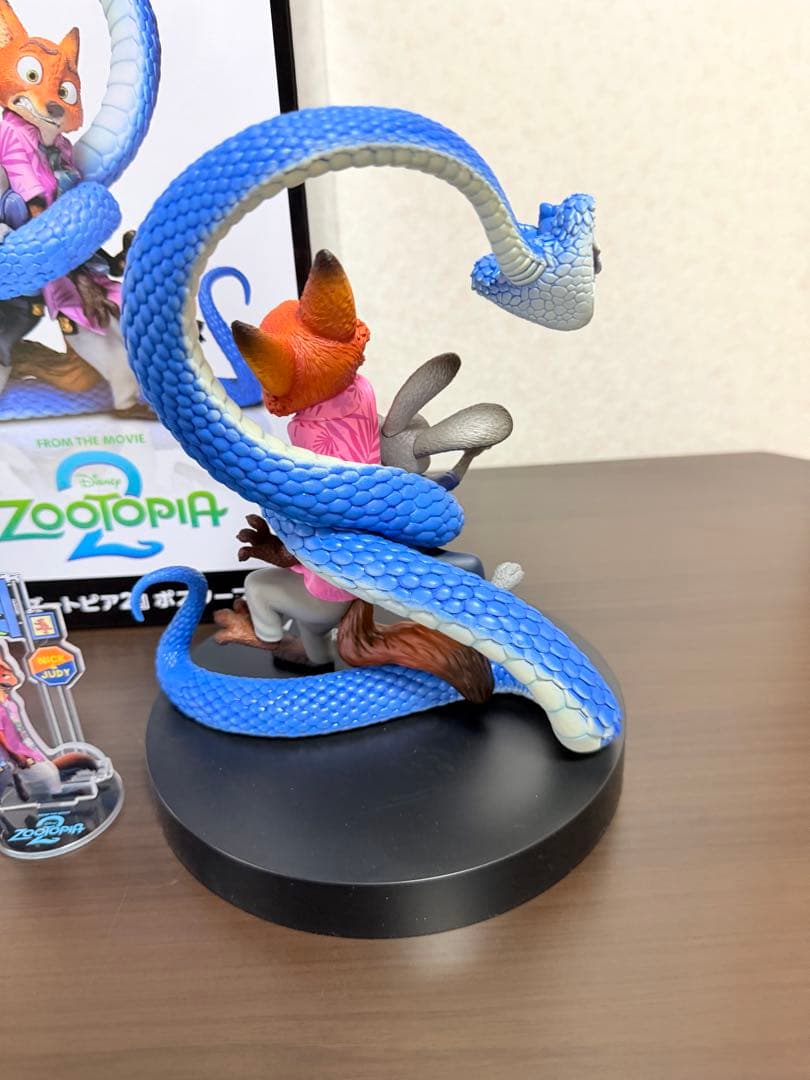 ズートピア2 ハッピーくじ　A賞　ポスターフィギュア アクリルスタンド