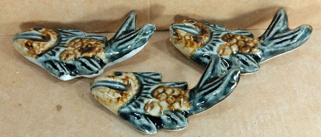 金城次郎 魚箸置(3点一組）共箱 栞 人間国宝 美品 壷屋焼 やちむん 壺屋焼