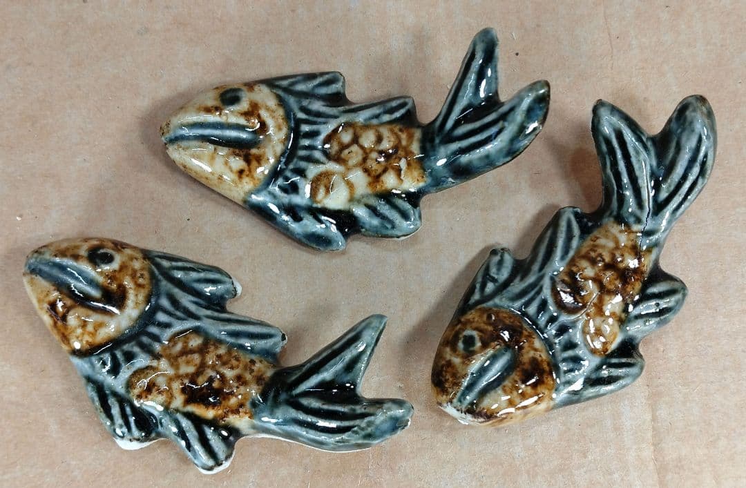 金城次郎 魚箸置(3点一組）共箱 栞 人間国宝 美品 壷屋焼 やちむん 壺屋焼