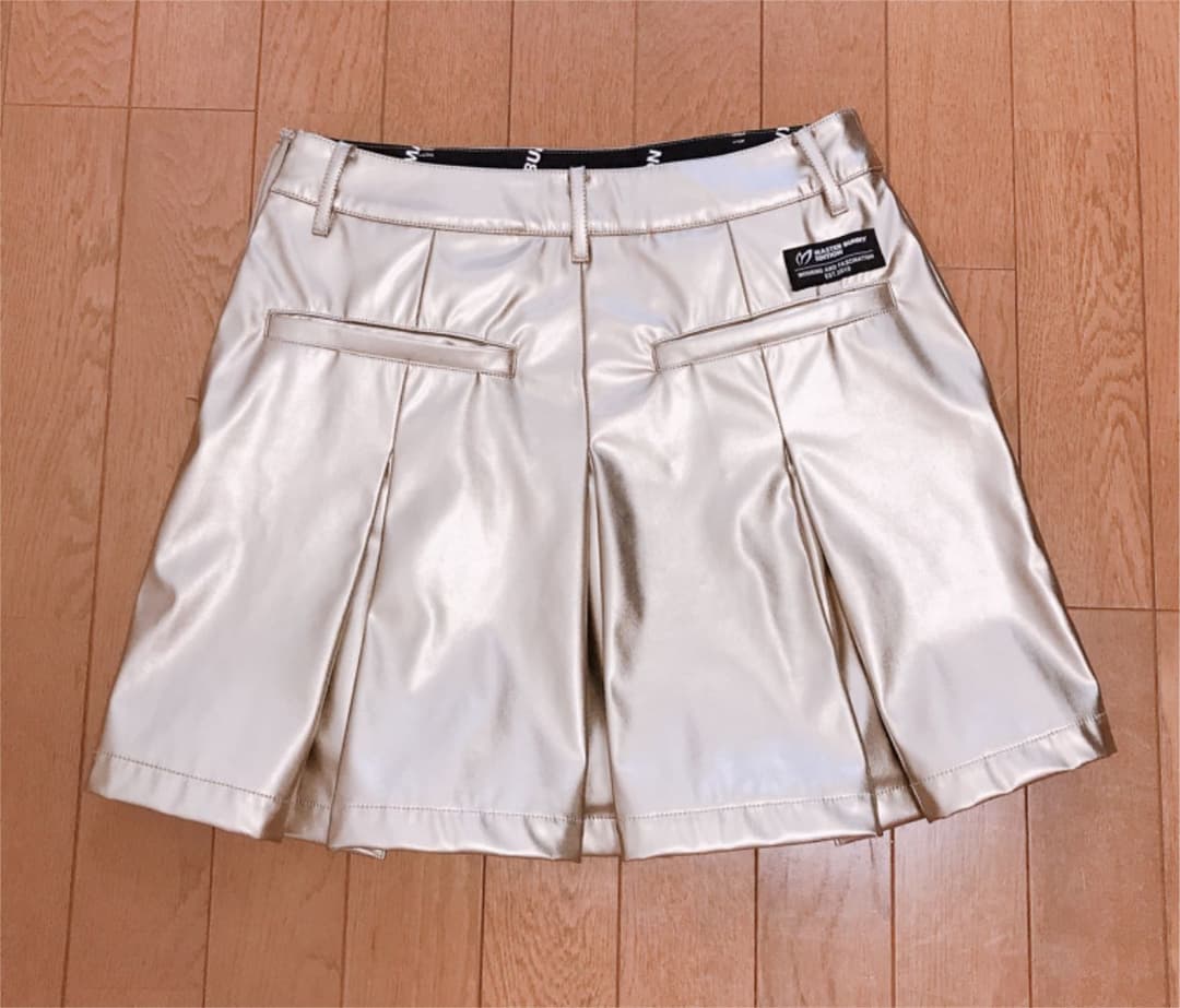マスターバニーエディション　美品　スカート
