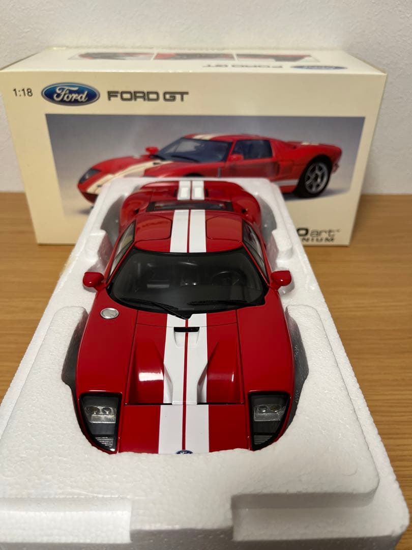 AUTOart ミレニアム 1/18 2005 FORD GT 赤