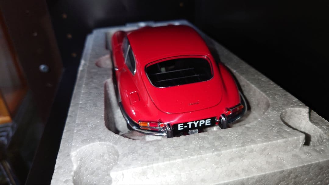 autoart 1/18 ジャガー e-type シリーズ1 ロードスター