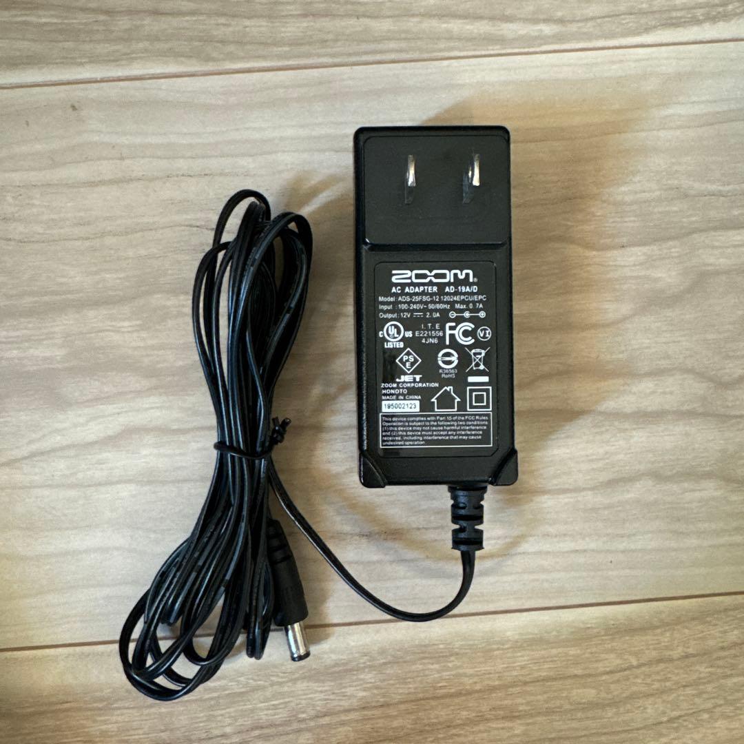 ZOOM G11（ACとBluetoothアダプタ付属）
