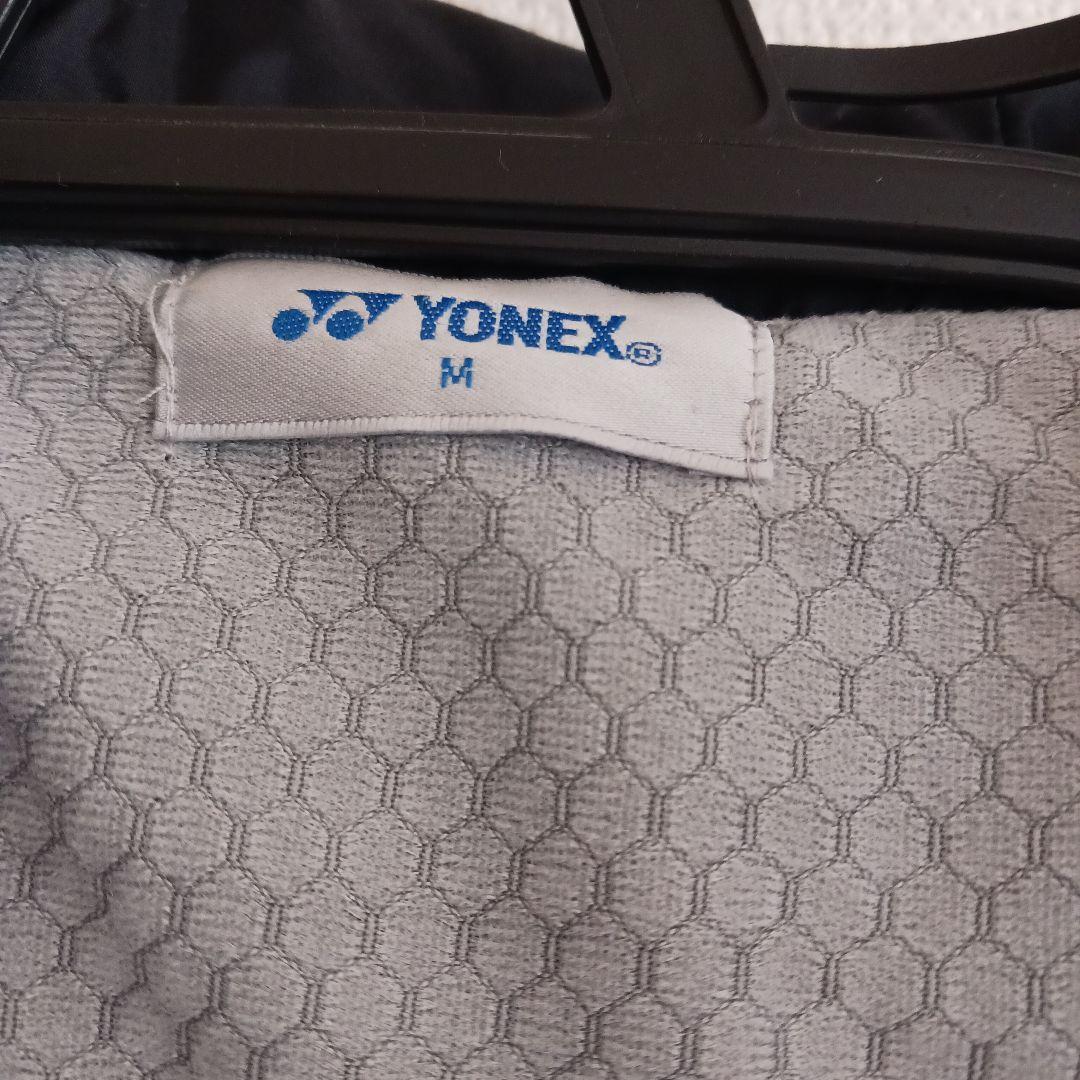 YONEX フード付きブラック中綿ベスト　レディースM